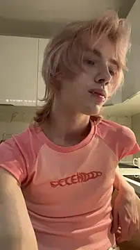 ixistudiomember élő XXX-chatje