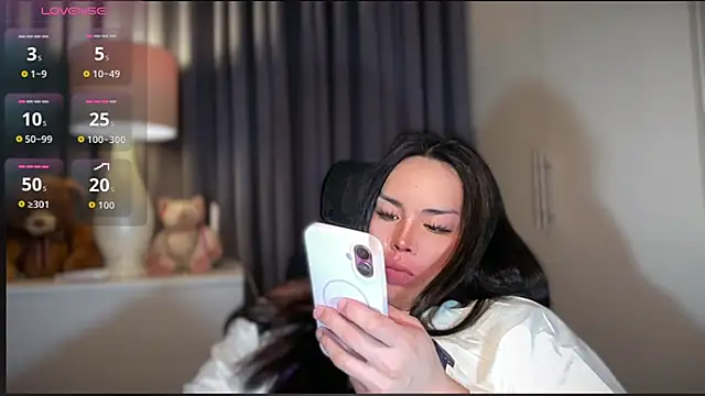 XXX chat uživo modela MISSANACONDA