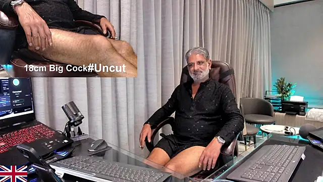 Chat +18 de OnlineBossUK ao vivo