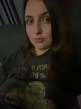 Živý XXX chat AliceDesmee