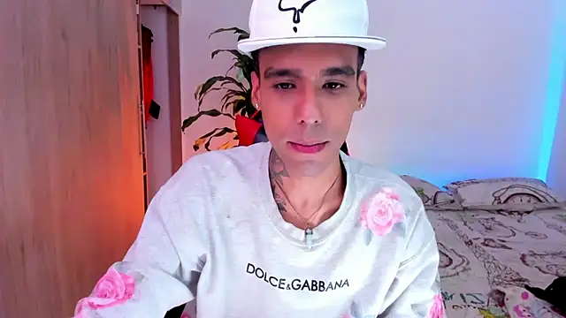 Онлайн чат XXX Damianwhite