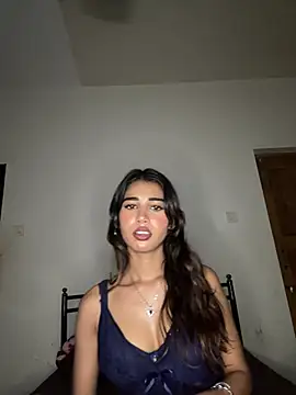 STRIP_GLOWn Live XXX chat