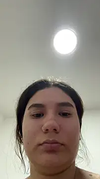 LaiaGomez Chat XXX in diretta