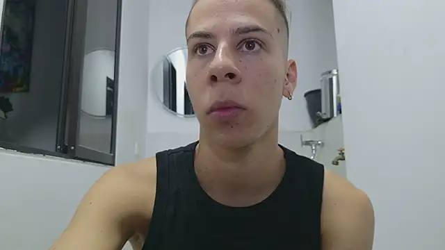 grey___27's Live XXX Chat