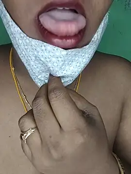 Živý XXX chat tamil_butterfly