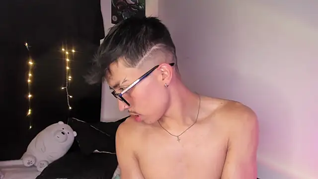tim__fox Adlı Modelin Canlı XXX Sohbeti