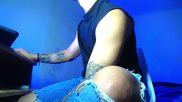 Chat +18 de XanderCage99 ao vivo