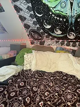 SuzyCatzz live XXX chat