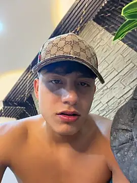 Lander_Cruz 라이브 XXX 채팅
