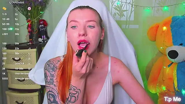 Czat XXX na żywo – MeganNewCat