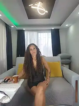evasweett__ Adlı Modelin Canlı XXX Sohbeti