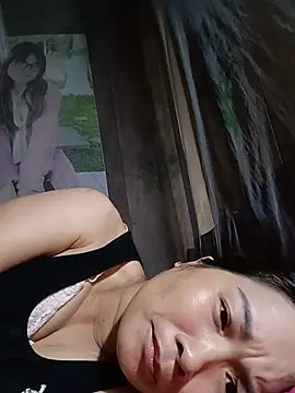 lizasquirt102 élő XXX-chatje