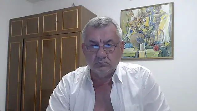 machomale3's Live XXX Chat