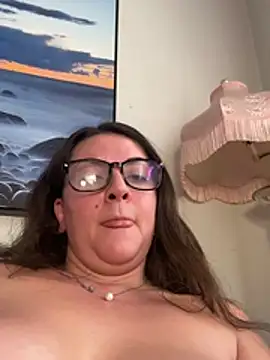 Chatroom XXX en direct de Roselyn_xo