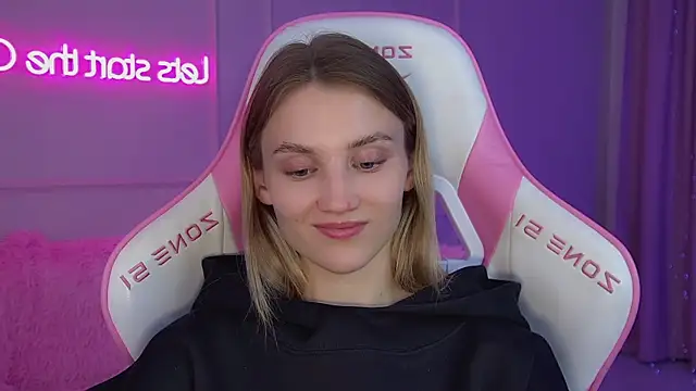 Živý XXX chat StacyEvances