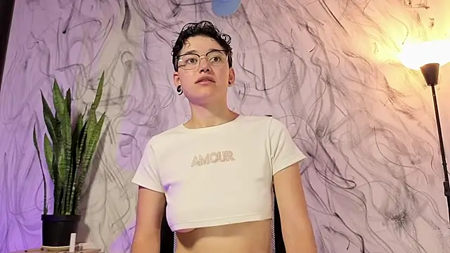 jeroharper_ Adlı Modelin Canlı XXX Sohbeti