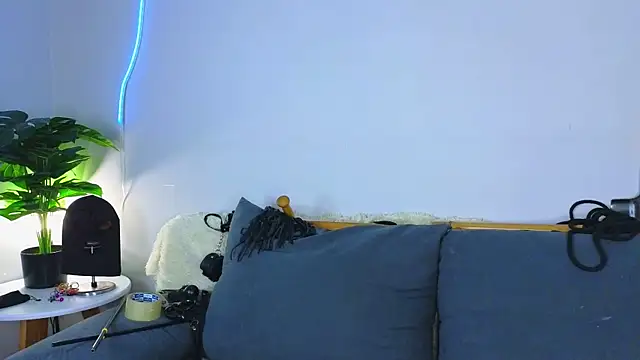 laracroftmansion Live XXX-Chat