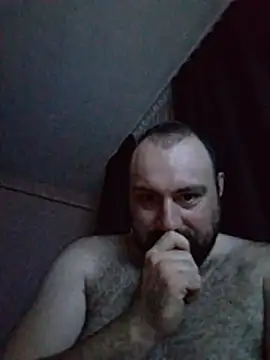 StrictBobby's Live XXX Chat