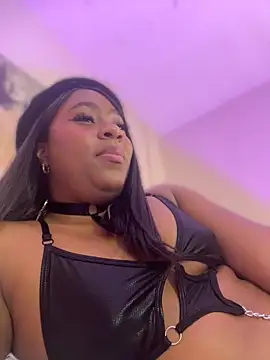 Chat +18 de selina_paris ao vivo