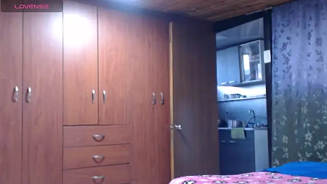 Živý XXX chat miia-big1boobs_