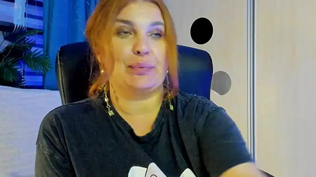 CoraSwon Live XXX-chat