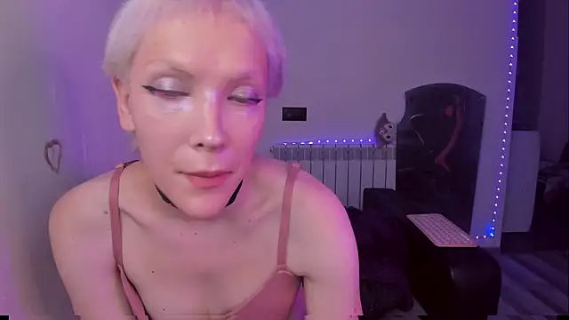 Lyricca live XXX chat