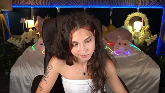 BabyFlowerr's Live XXX Chat