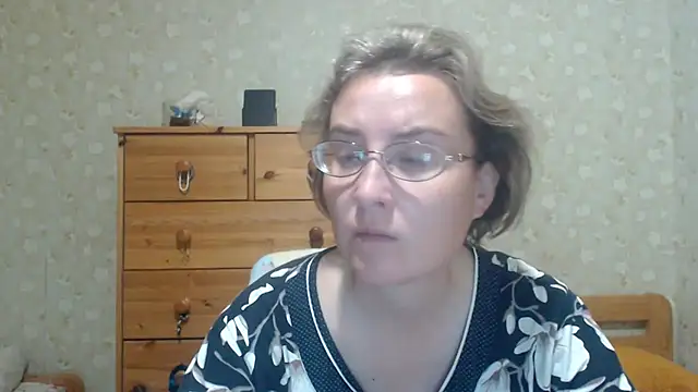 Chat +18 de Smart_Rose ao vivo
