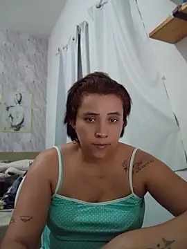 Chat +18 de BIADELICIA1 ao vivo