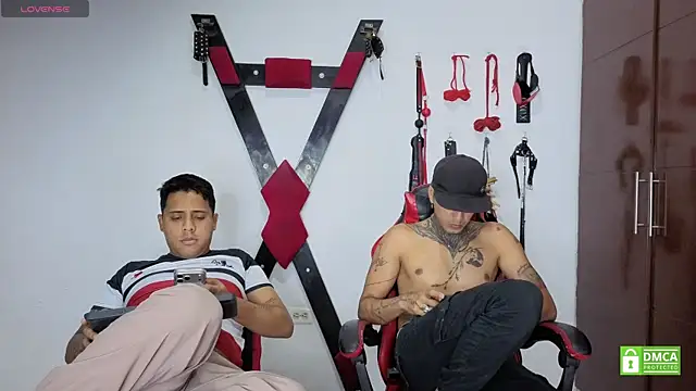 แชท XXX สดของ EliteBoysLive