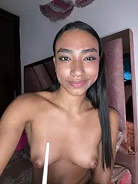 Mia-Lorette 라이브 XXX 채팅