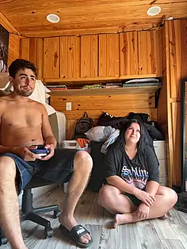 Czat XXX na żywo – SierraxRuben26