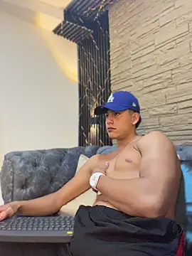 Lander_Cruz Live XXX Chat