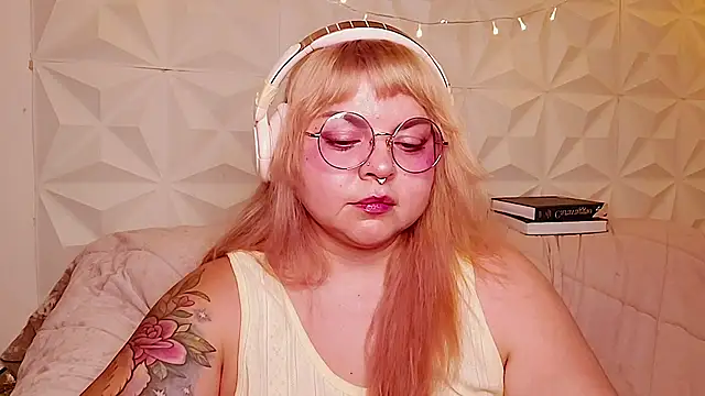 Živý XXX chat Satyn_doll