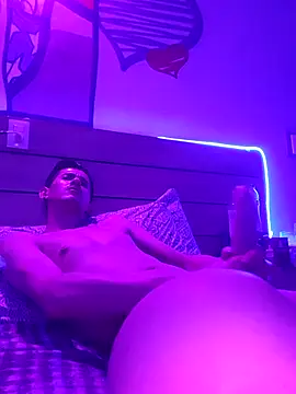 cheekyboyx's Webcam Show