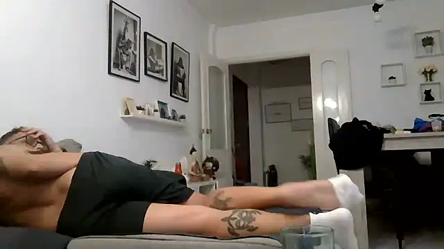 Živý XXX chat yanick931