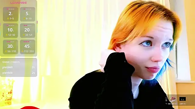 Kiara_Age Chat XXX in diretta
