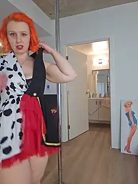 MadelynDaisy XXX чат на живо