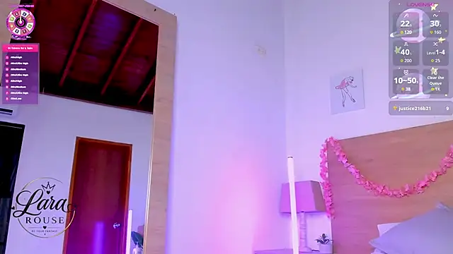 XXX chat uživo modela LaraRous