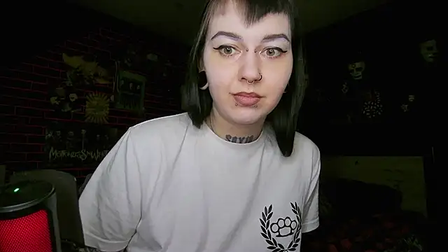 MessalinaOfficial Adlı Modelin Canlı XXX Sohbeti