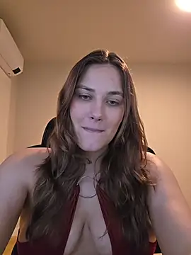 MiaRides19's Live XXX Chat