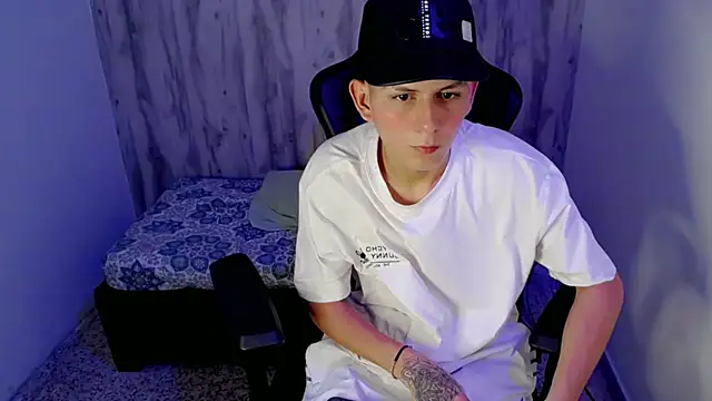 Chat +18 de Hot_athletes_ ao vivo