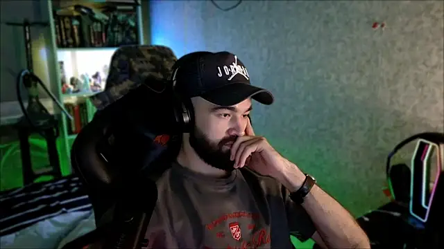 _Serious_Man – Naživo XXX chat