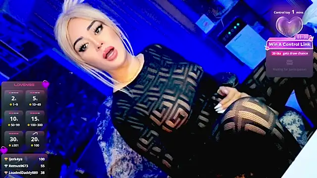Онлайн чат XXX KYLIE_SHEMALE
