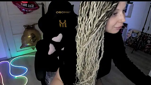 HoneySallyMoore's Live XXX Chat
