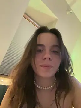 Živý XXX chat 19_PetiteEilish_07