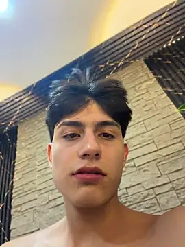 Chatroom XXX en direct de Lander_Cruz