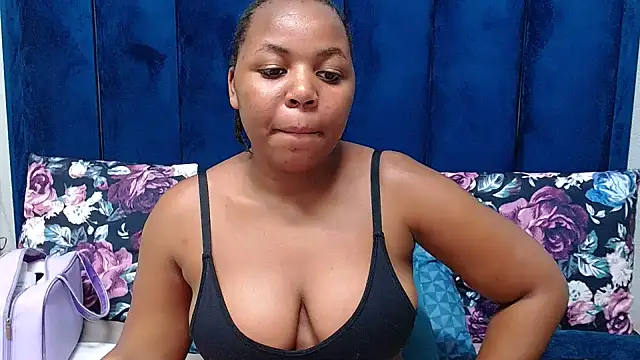 Czat XXX na żywo – HotSmallTits