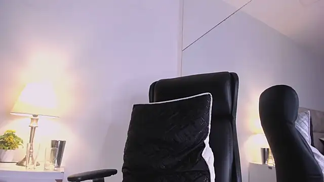 Chriss_Diamond 现场XXX聊天