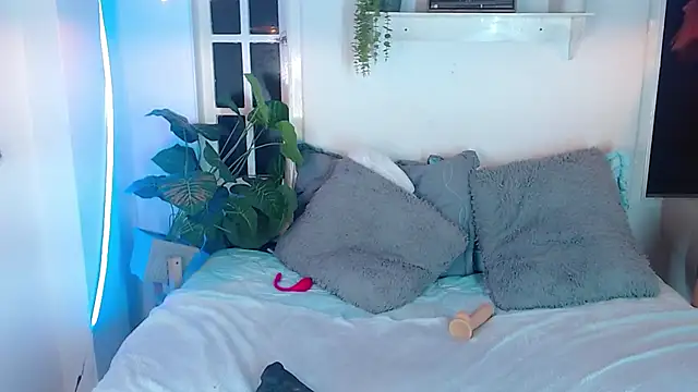 emma_cut3_'s Live XXX Chat